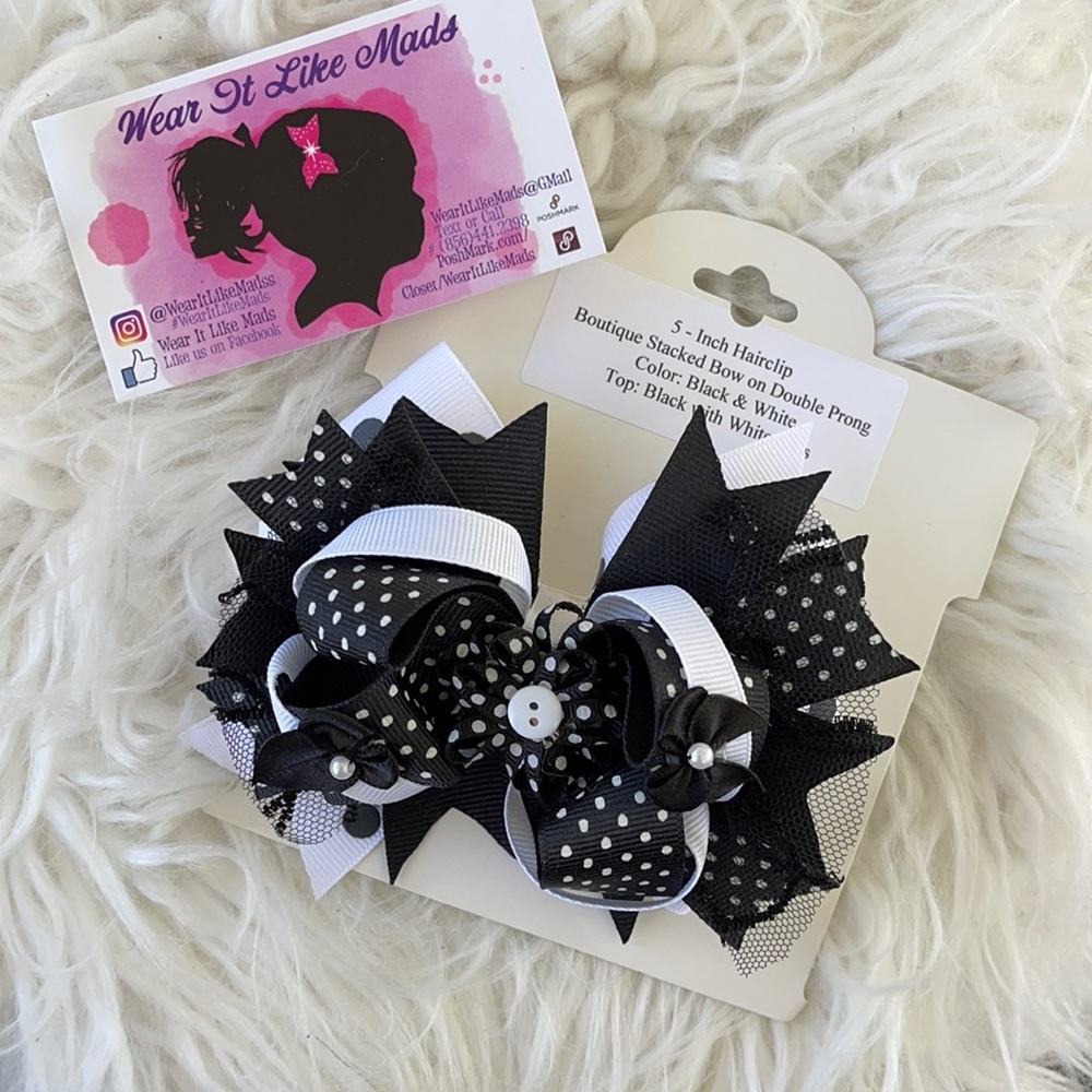Boutique Wear It Like Mads Handmade Clip Hair Bow Black & White